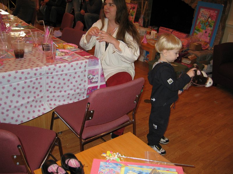 20041204 Jillian bday 38.JPG